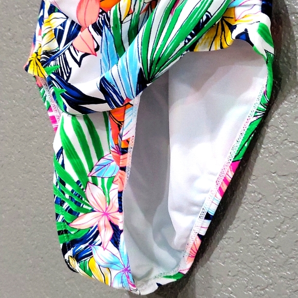 Ellen Tracy One piece Swimsuit swimwear Highneck tummy control padded bra size 8 - Picture 9 of 11